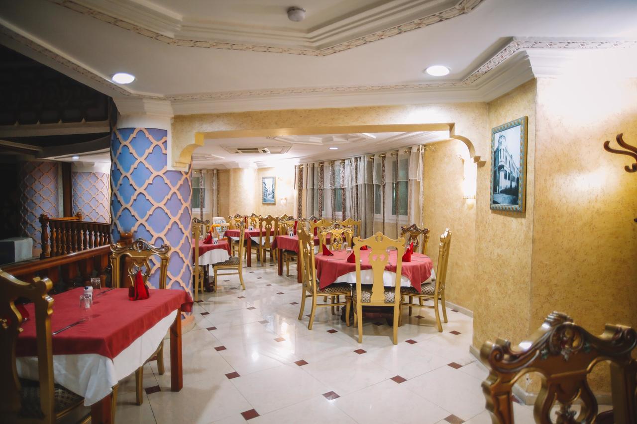 Hotel Ville Des Roses Blida Buitenkant foto