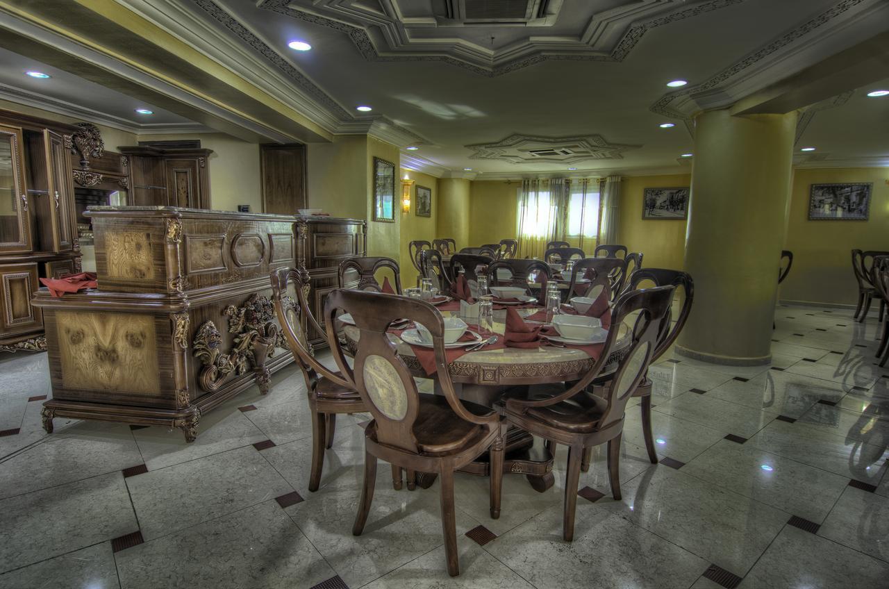 Hotel Ville Des Roses Blida Buitenkant foto