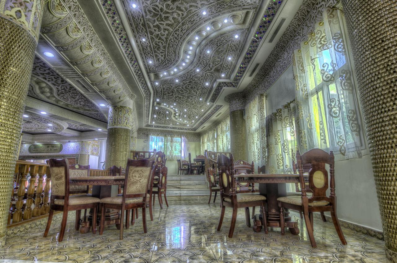 Hotel Ville Des Roses Blida Buitenkant foto